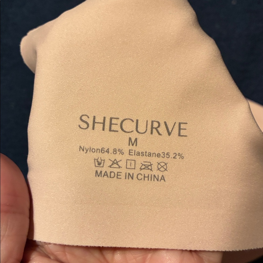 Shecurve Seamless Nude Wireless Bra - Smooth Comfort - Picture 3 of 3